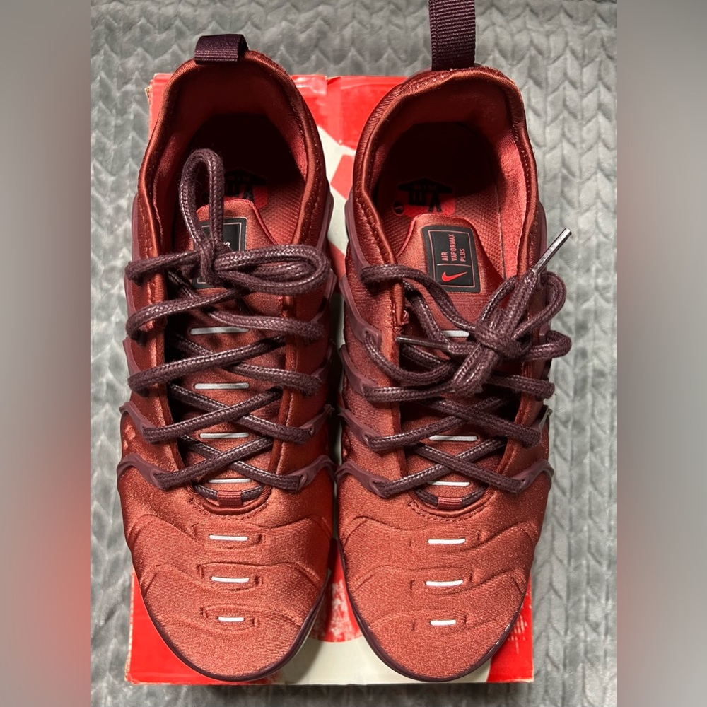 Vapormax Plus